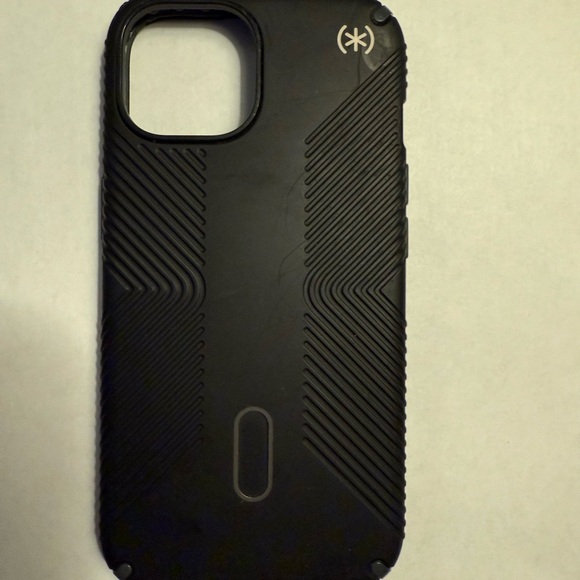 Speck Presidio2 Grip Black Case for iPhone 15/14/13 - Picture 2 of 3